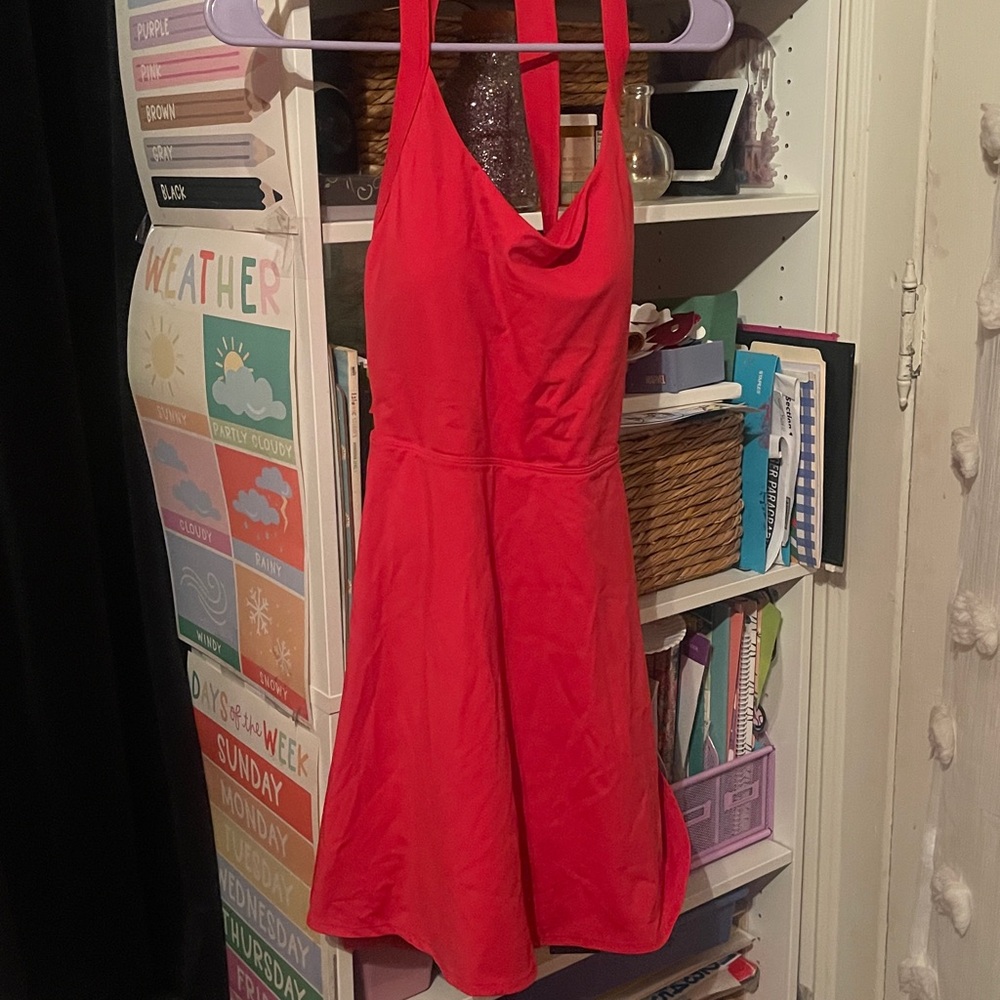 HALARA Red SoftlyZero™ Airy
Backless Twisted Acti… - image 5